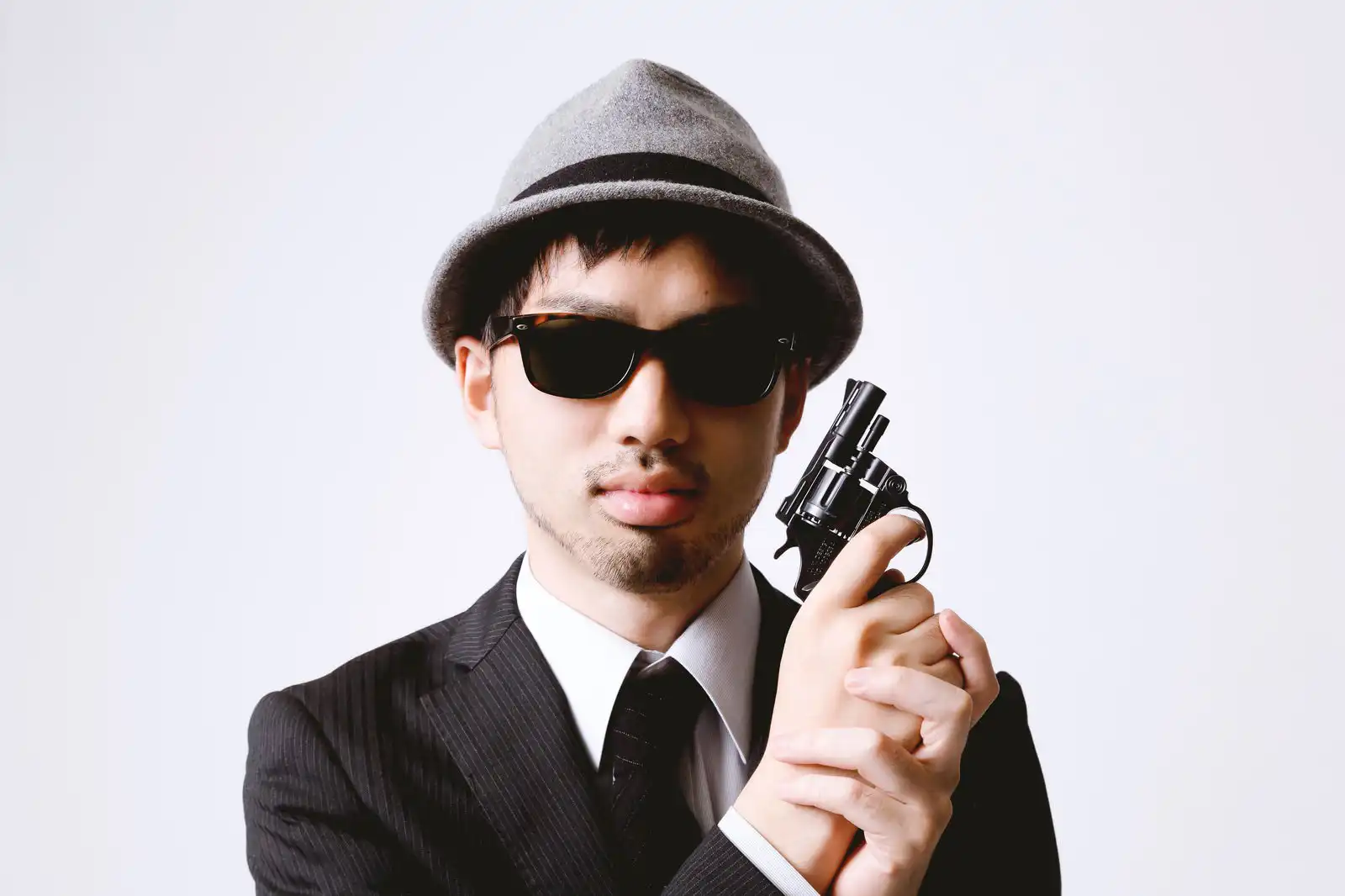 ハチ駆除の現場からの実践的アプローチ