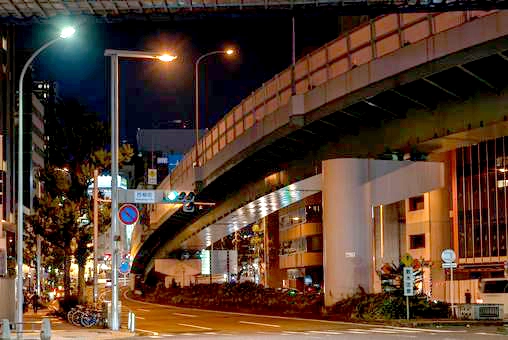 昼間と夜間の撤去の違い