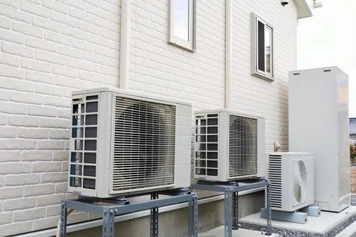 室外機にある蜂の巣駆除の手順